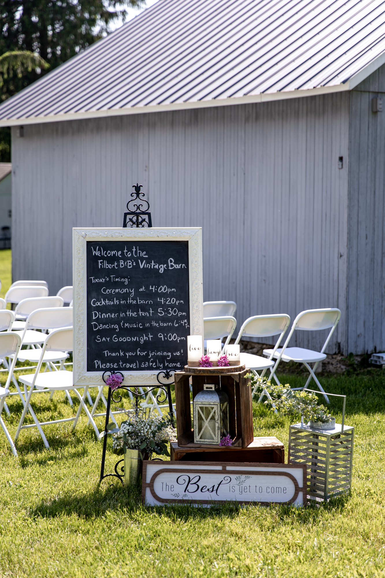 outdoor barn wedding reception at filbert bed & breakfast