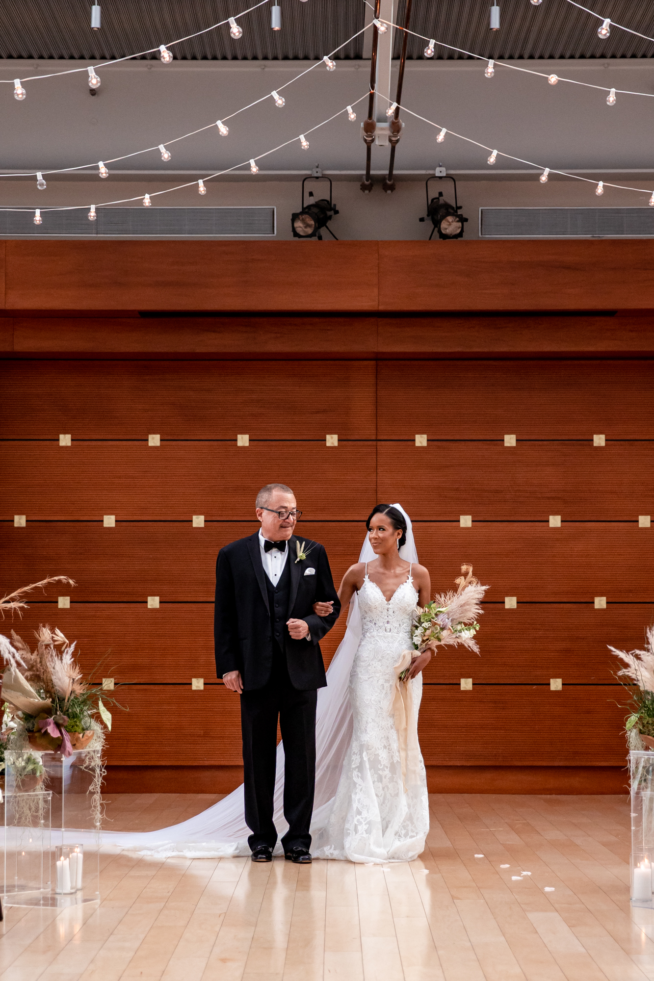 father walking the bride down the aisle at a kimmel center wedding