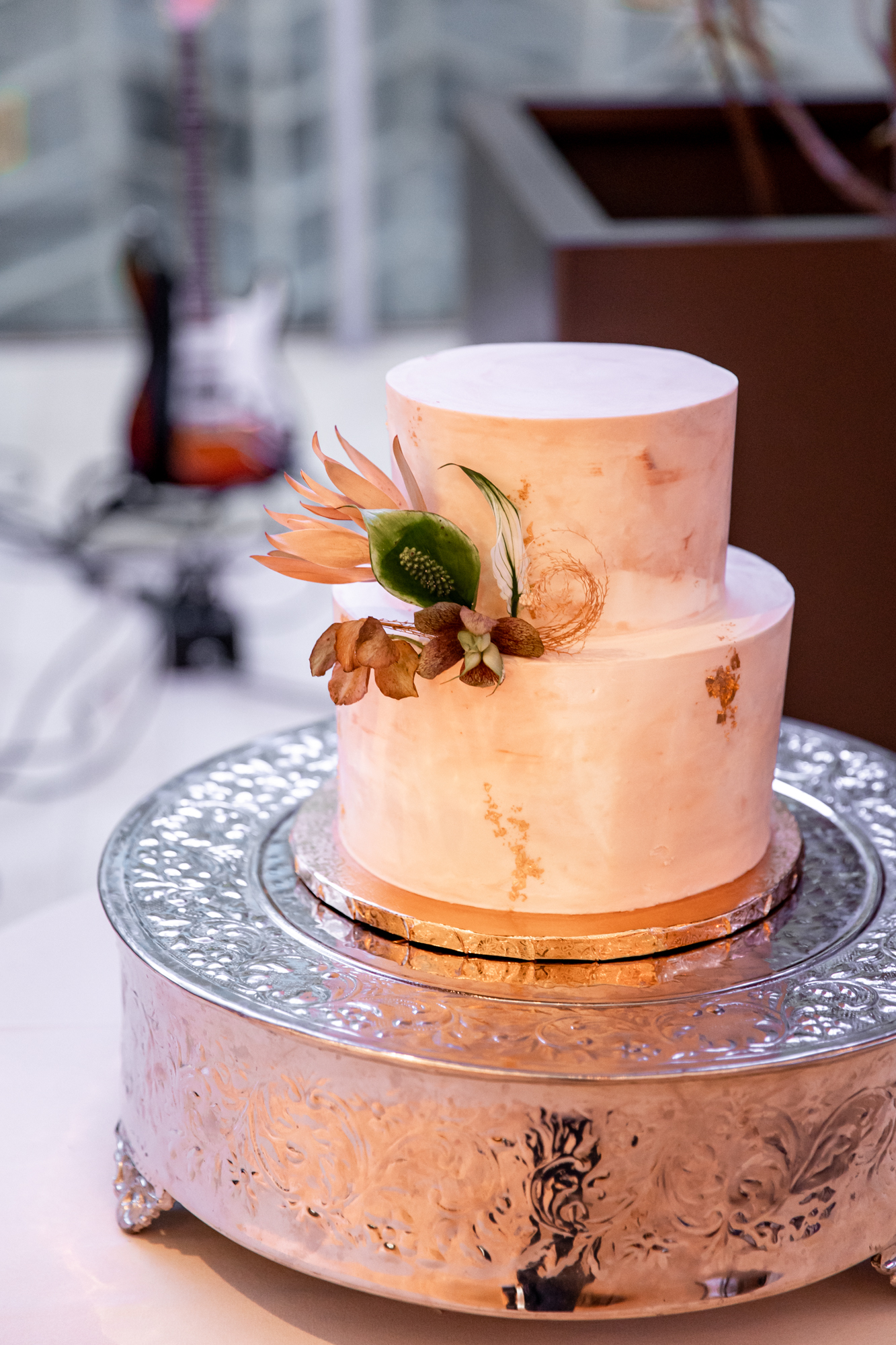 earthy, modern wedding cake