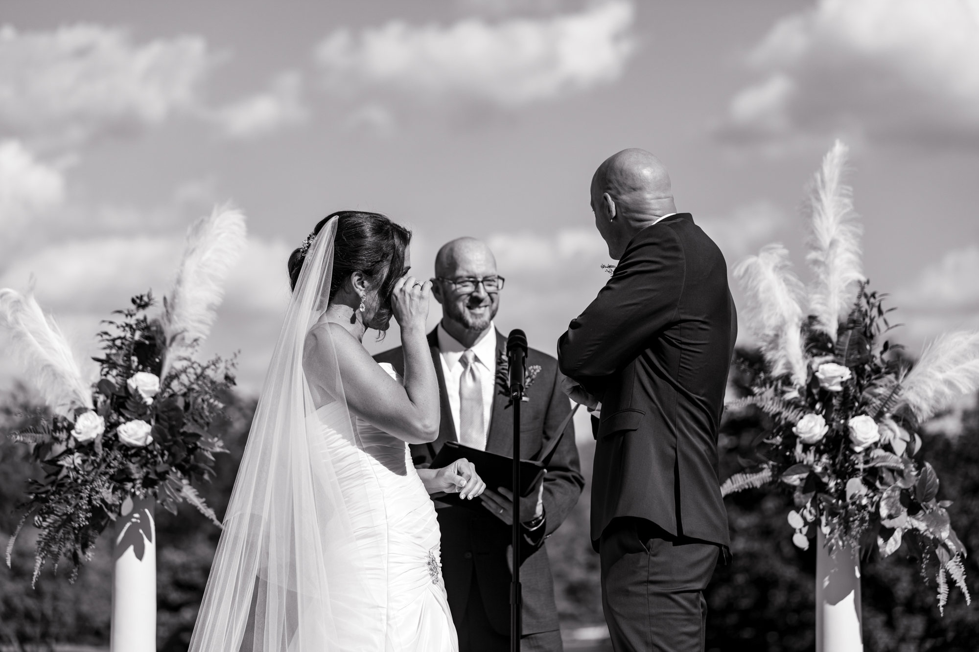 outdoor wedding ceremony at brookside country club
