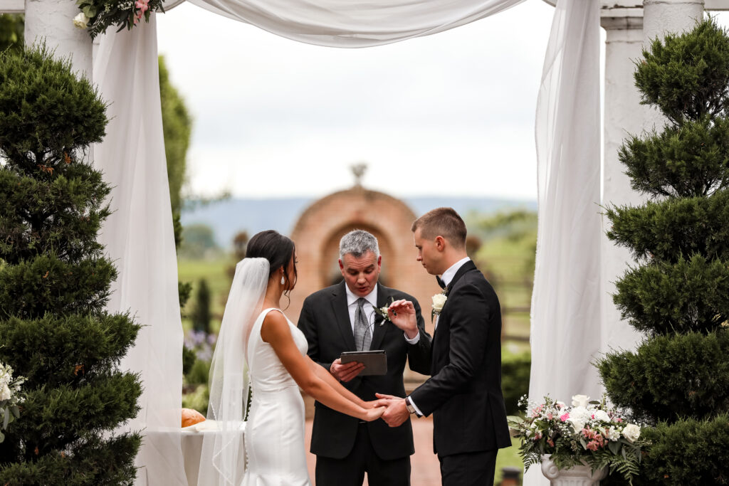 wedding ceremony at white chimneys estate